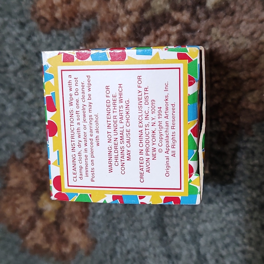 Avon kids cabbage patch kids pierced earrings 1994 - Picture 4 of 5